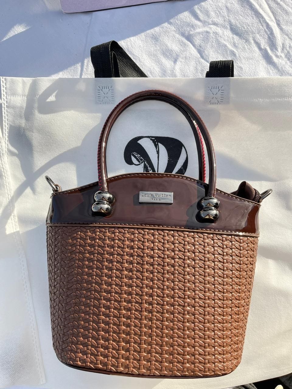 Noor Crossbody purse